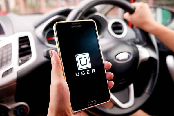 Miris! Mengalami Kerugian 16,7 Triliun Rupiah, Uber Menjual Bisnisnya Ke Pesaingnya Sendiri