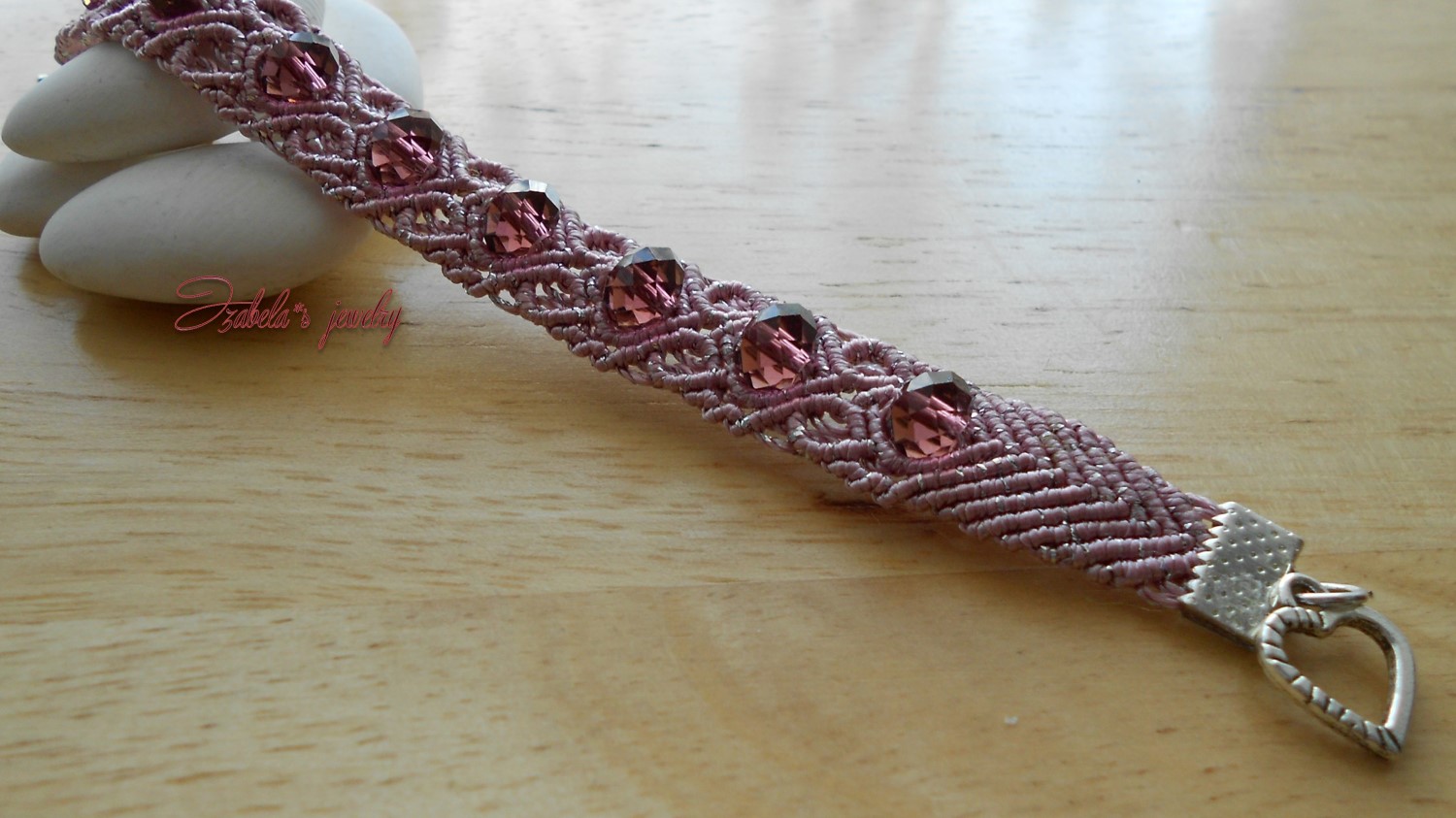 Macrame diamond square bracelets with glass beads / Izabela craftwork