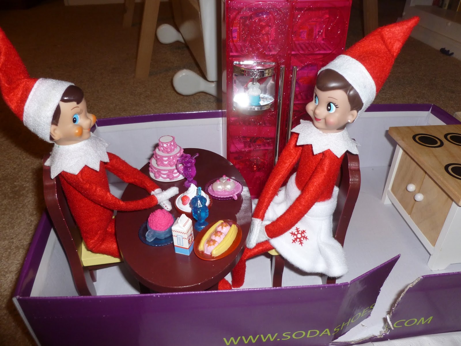 Impending Distractions: Eddie the Elf falls in love - twice