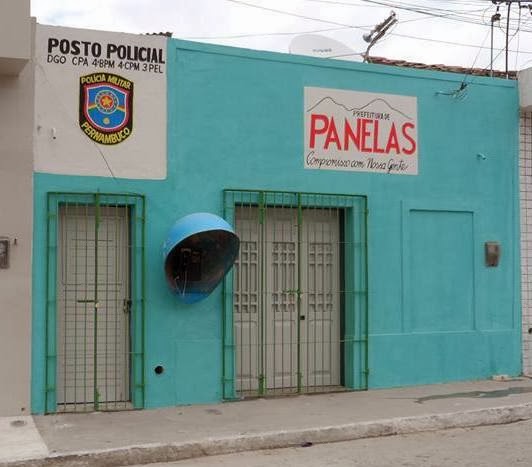 Cartório de Registro Civil no distrito de Cruzes foi roubado, o mesmo fica ao lado do posto policial. Cartório de Registro Civil no distrito de Cruzes foi roubado, o mesmo fica ao lado do posto policial.