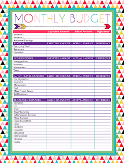 Free Printable Monthly Budget Checklist | A series of over 30 free organizational printables from ishouldbemoppingthefloor.com | Three Designs & Instant Downloads