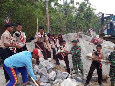 PRAMUKA SAKA WIRA KARTIKA KODIM 0725/SRAGEN BANTU TMMD