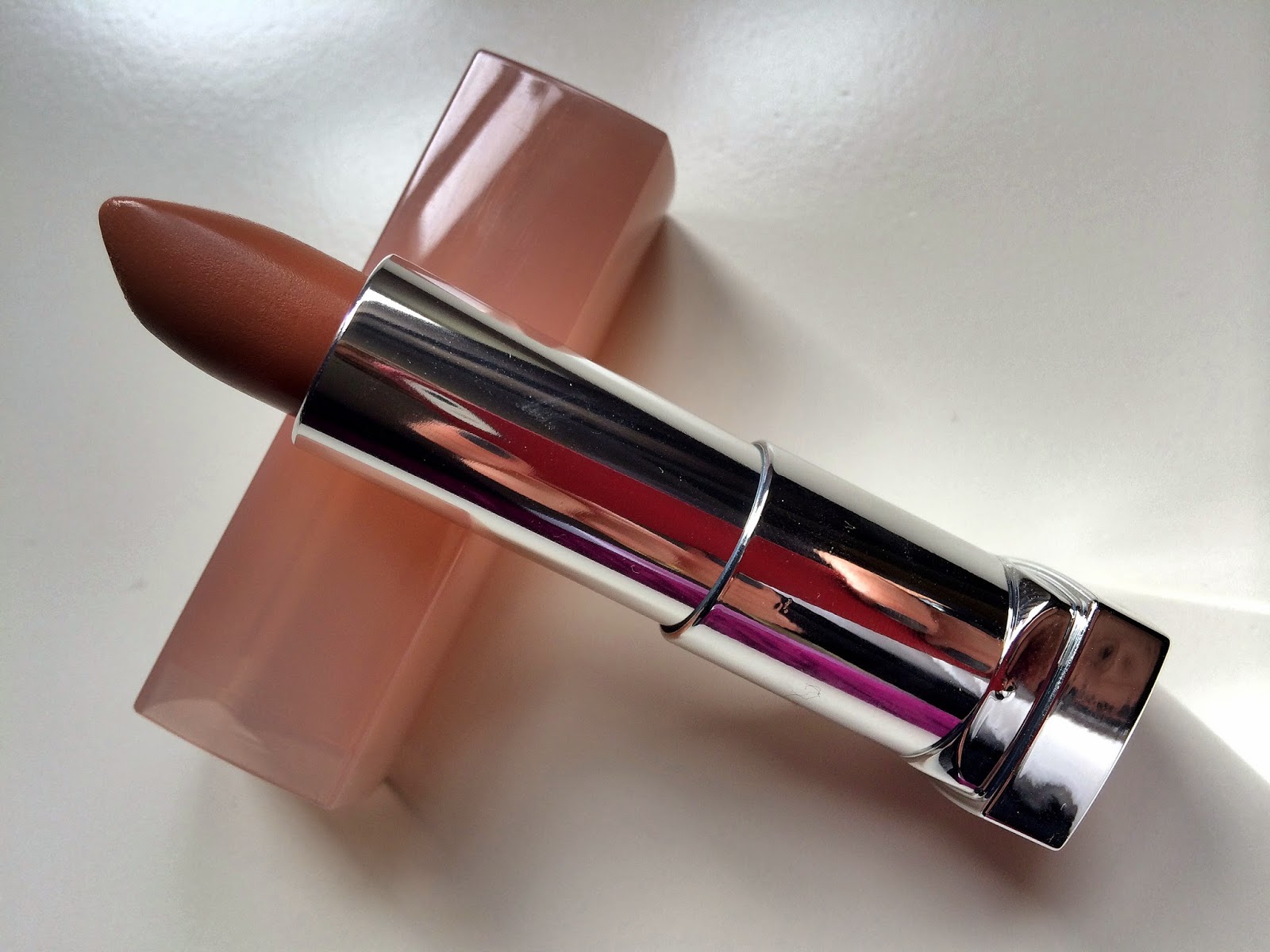 Maybelline lipstick nude 