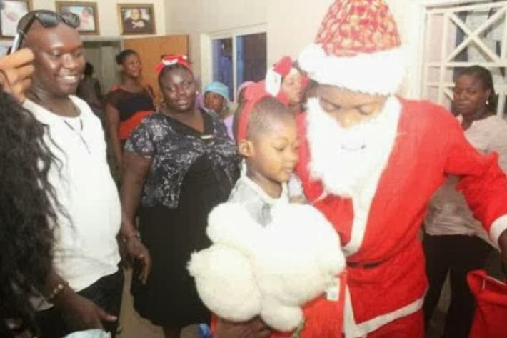 nigerian santa claus 2013
