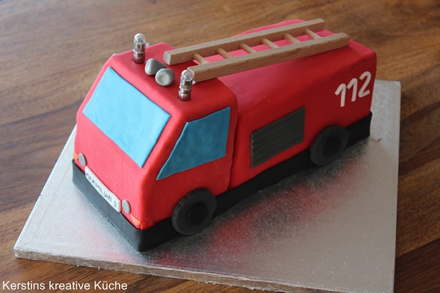 Kerstins kreative Küche: Feuerwehr Kuchen