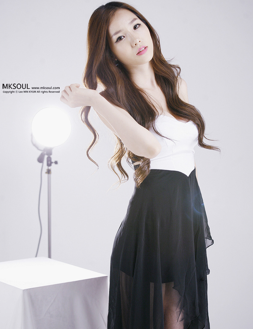 lee ji min black white girls lee ji min black white girls