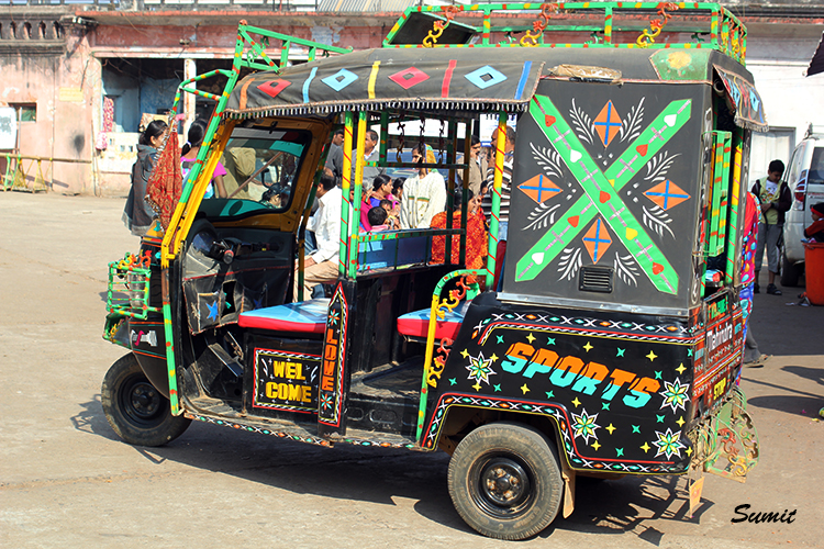 Sami Rickshaw Sammed Shikharji