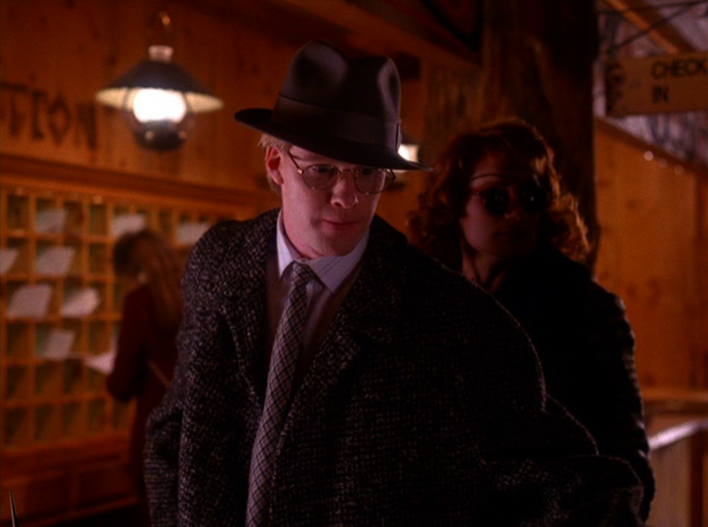 Lost in the Movies Mike Nelson (TWIN PEAKS Character Series 34)