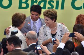 Prefeito de Rafael Fernandes, Nicó Júnior, participa de evento ao lado da presidente, Dilma Rousseff!