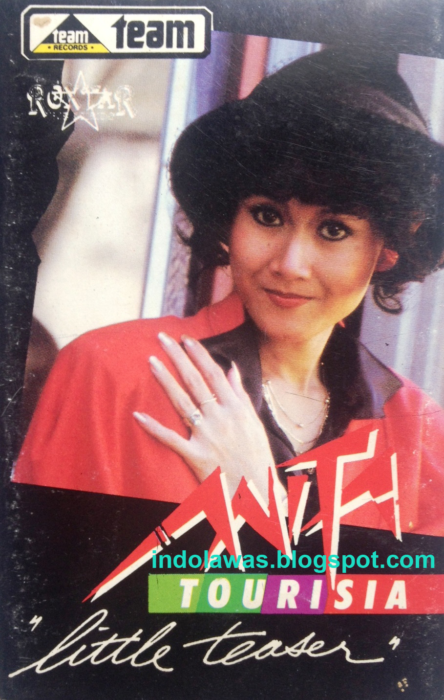 indolawas: Anita Tourisia - Little Teaser