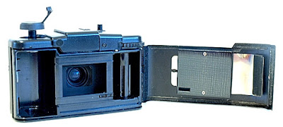 Olympus XA1, Film Box