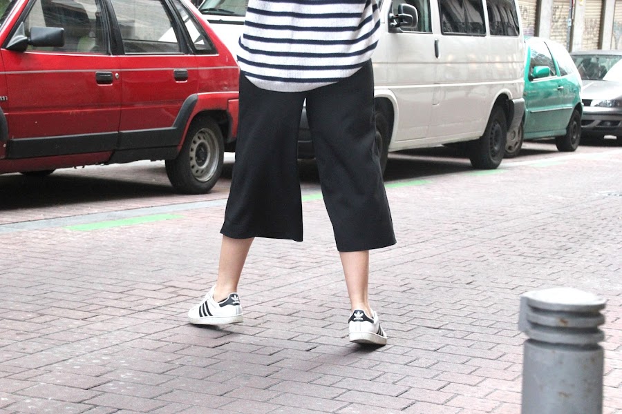 DIY Patrones pantalon culotte midi palazo pantalon-falda. Tutoriales diy ropa mujer y patrones gratis.