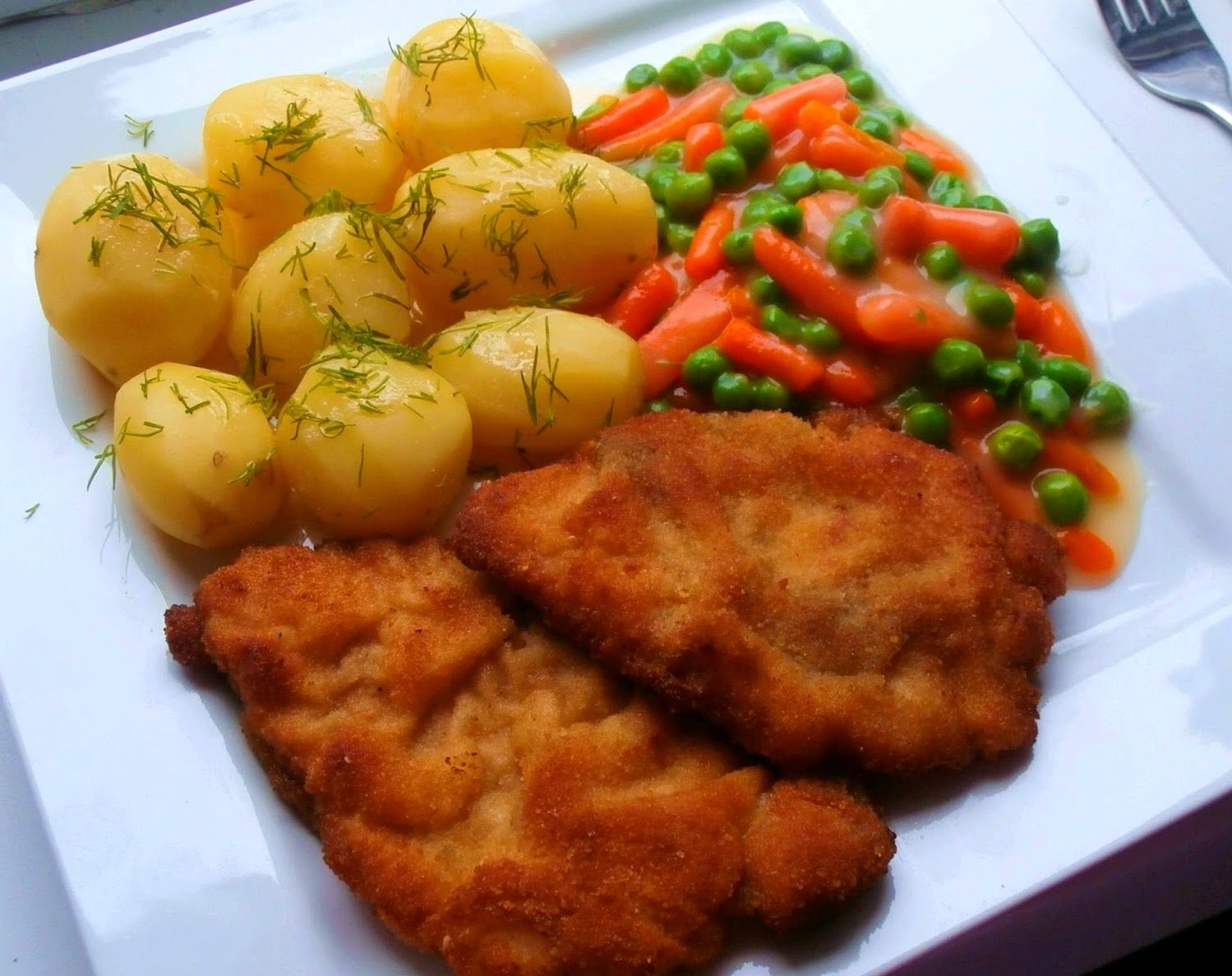 Kotlet Schabowy Recipe, Polish Breaded Pork Cutlets | Recipes Tab