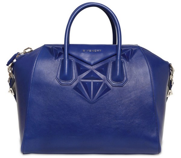 The Well-Appointed Catwalk: Midweek Covet: Antigona 3D Bag by Givenchy