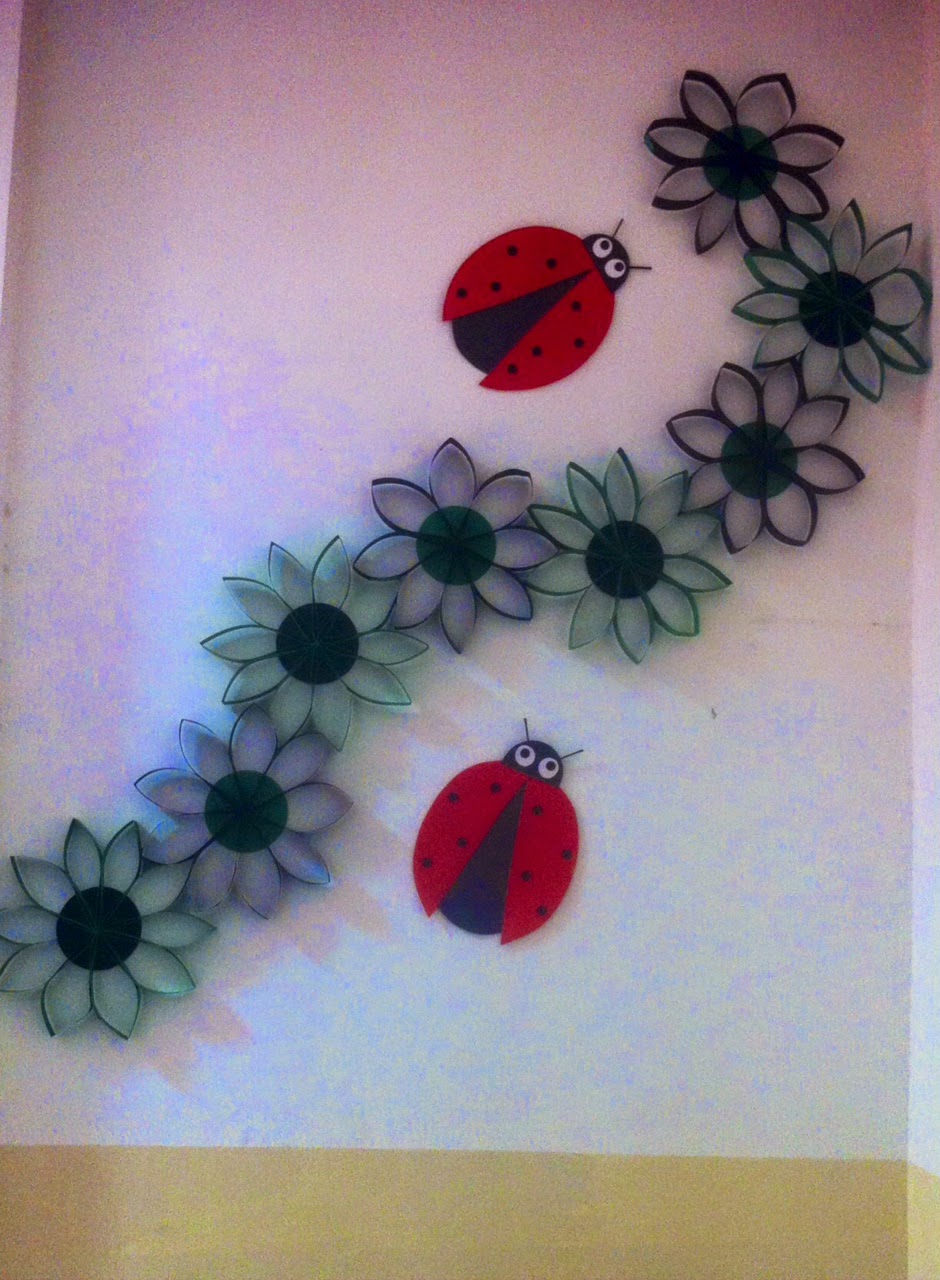 Art ,Craft ideas and bulletin boards for elementary schools: Art Room