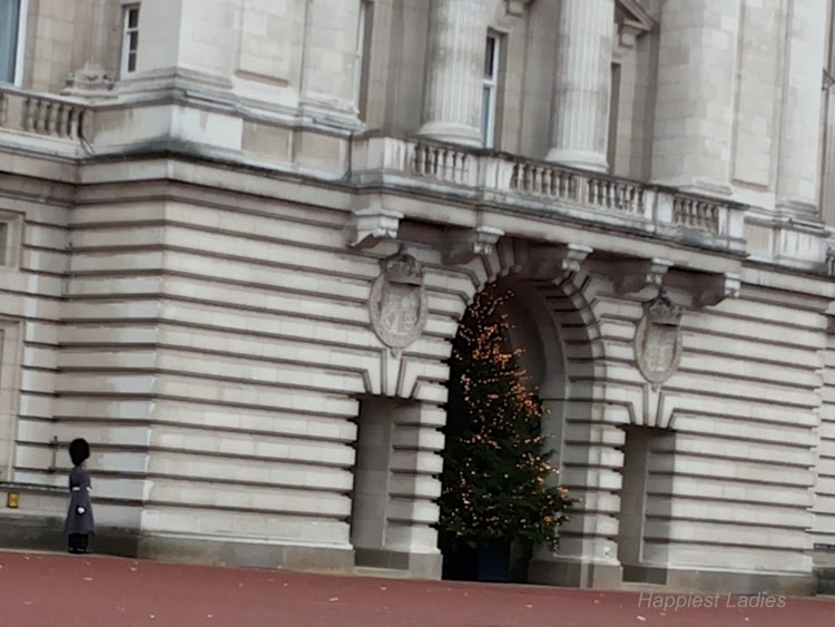 Christmas in London 2013 Part 3 Happiest Ladies