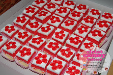 Strawberry Slice Cake 36pcs