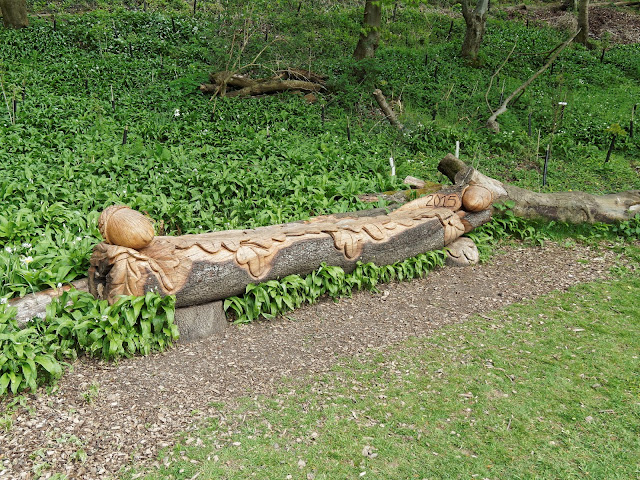 Dyrham Park,Dyrham,National Trust,log,carving