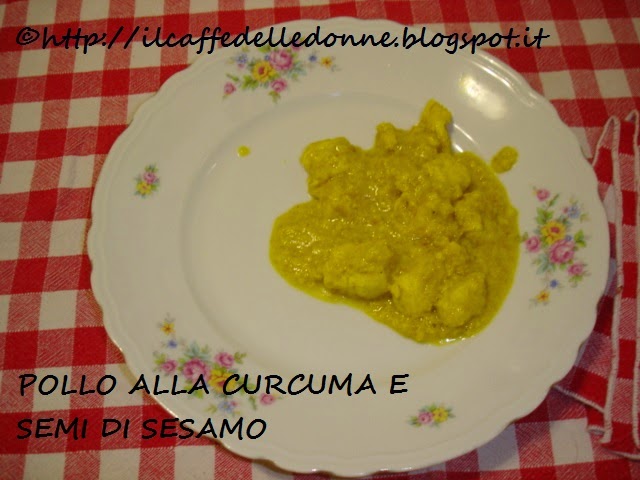 pollo alla curcuma e semi di sesamo