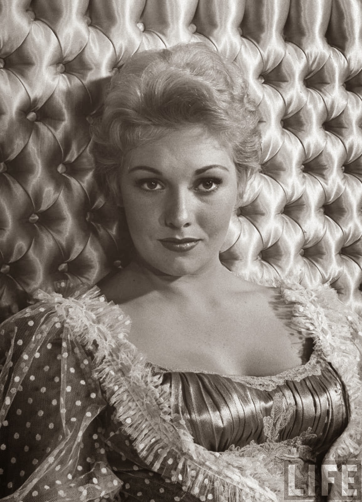 slice cheesecake kim novak pictorial slice cheesecake kim novak pictorial