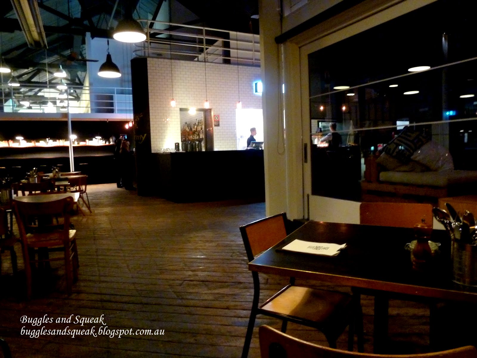 Buggles and Squeak reviews for breakfast, lunch and dinner. Review