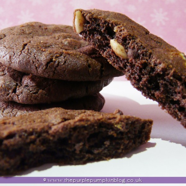 Double Chocolate & Almond Cookies | The Purple Pumpkin Blog
