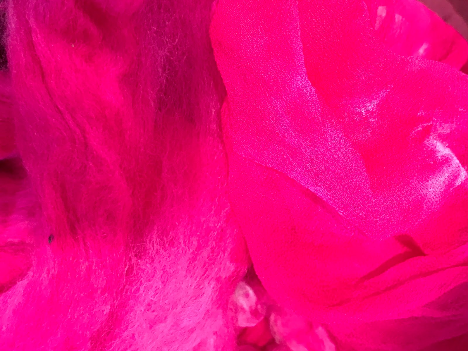 Studio 907 How to dye wool roving and silk using acid dyes