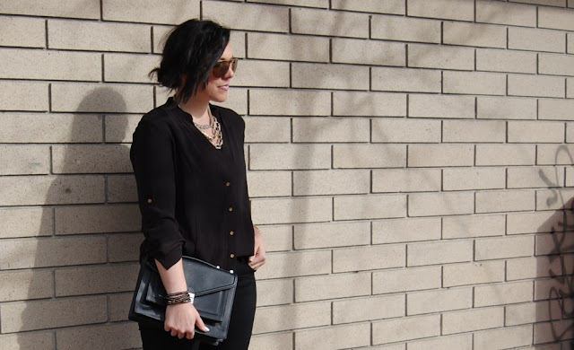 Loeffler Randall Rider bag, Forever 21 blouse, Old Navy Rockstar jeans and snakeskin pumps