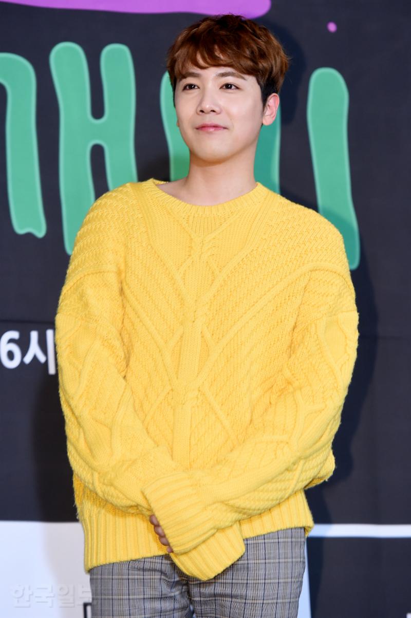 [PHOTOS] 70728 Hongki @ JTBC 'Night Goblin' Press Conference | FTXPRI