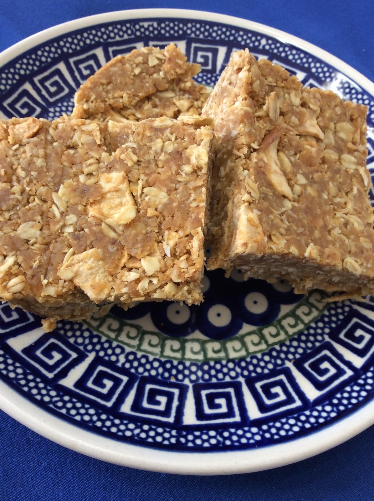 Healthy Recipe Variations Granola Bars with a Crunch Dried Twist