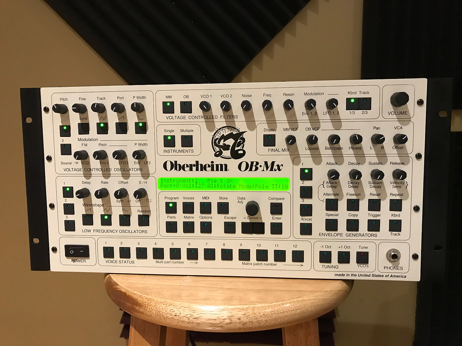 Mc3000 Oberheim. Oberheim two-Voice Pro.