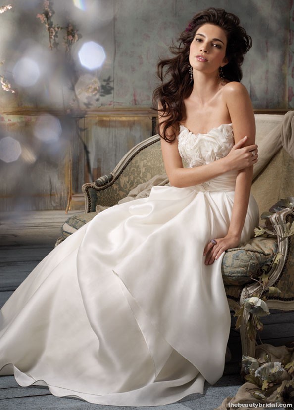celebrity Gossip: Bridal Gown 2011