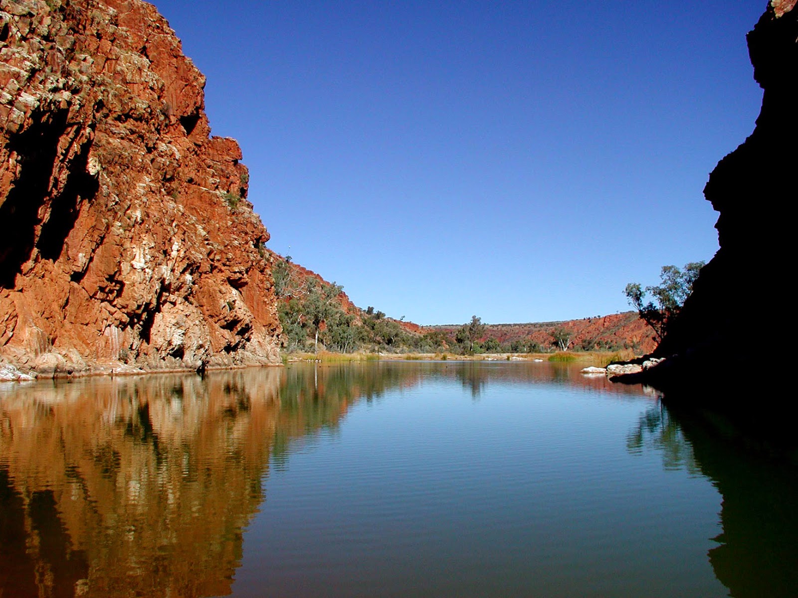 NixPixMix GLEN HELEN NT