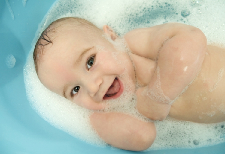 Tips Memilih Sabun Bayi