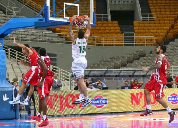Ο Μπατίστα καρφώνει και ο Σφαιρόπουλος... κλαίει! (ΒΙΝΤΕΟ)