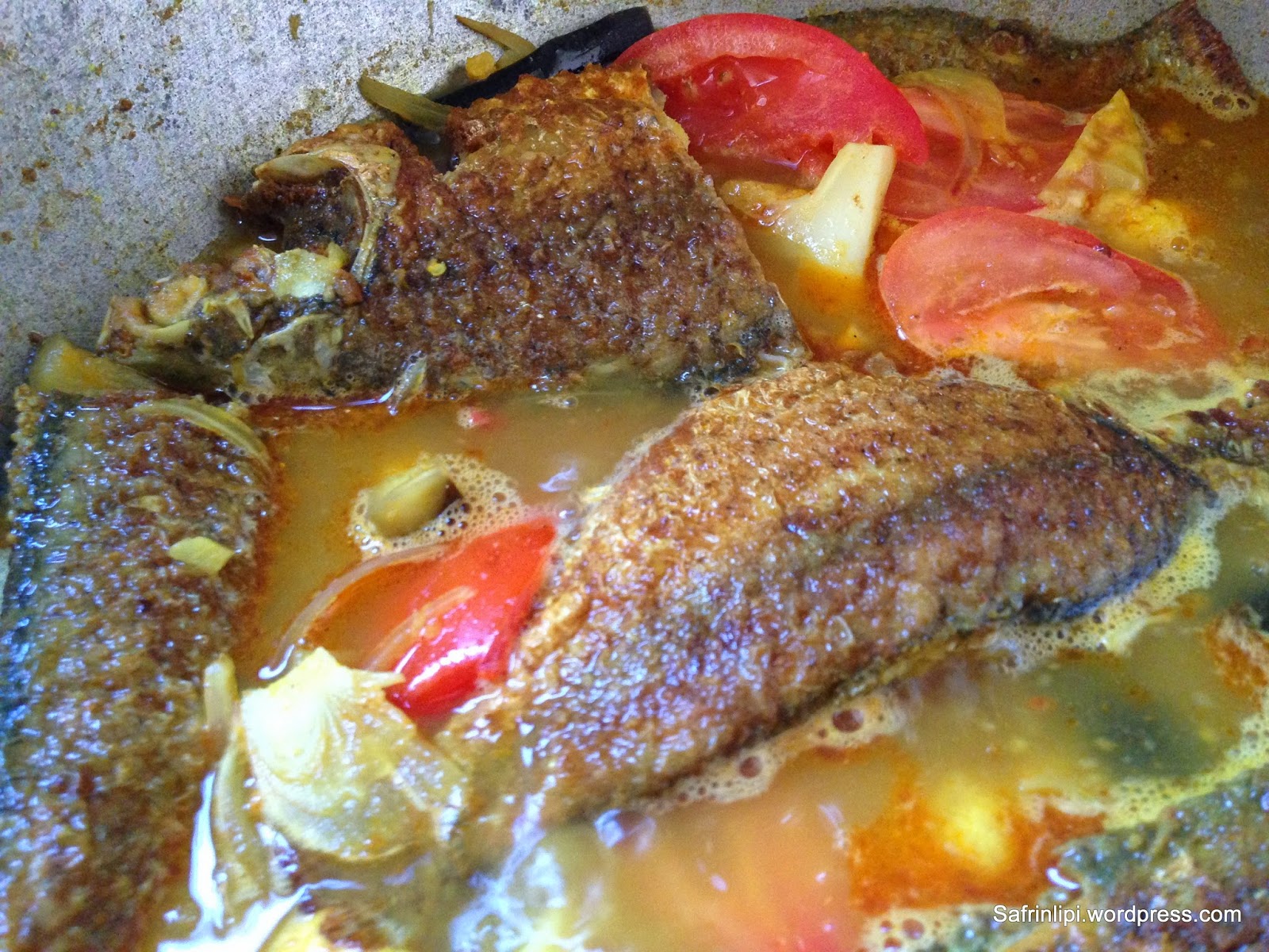 Safrinlipi: Fish with vegetables বিভিন্ন সবজি দিয়ে মাছ বা পাঁচ মিশালী ...