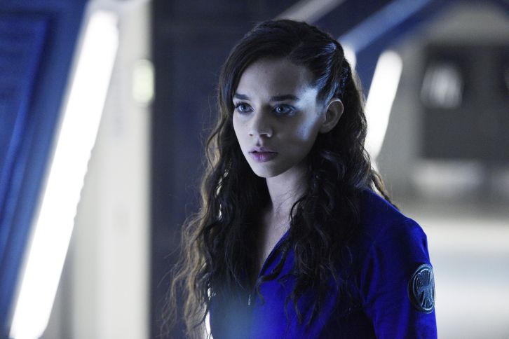 Killjoys - Episode 1.05 - A Glitch in the System - Promotional Photos