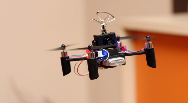 Review Micro Drone DM002 Siap Terbang Tanpa Repot