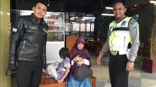 Kasihan! Ibu ini Diturunkan dari Bus Karena tak Punya Uang Hingga Akhirnya Pingsan