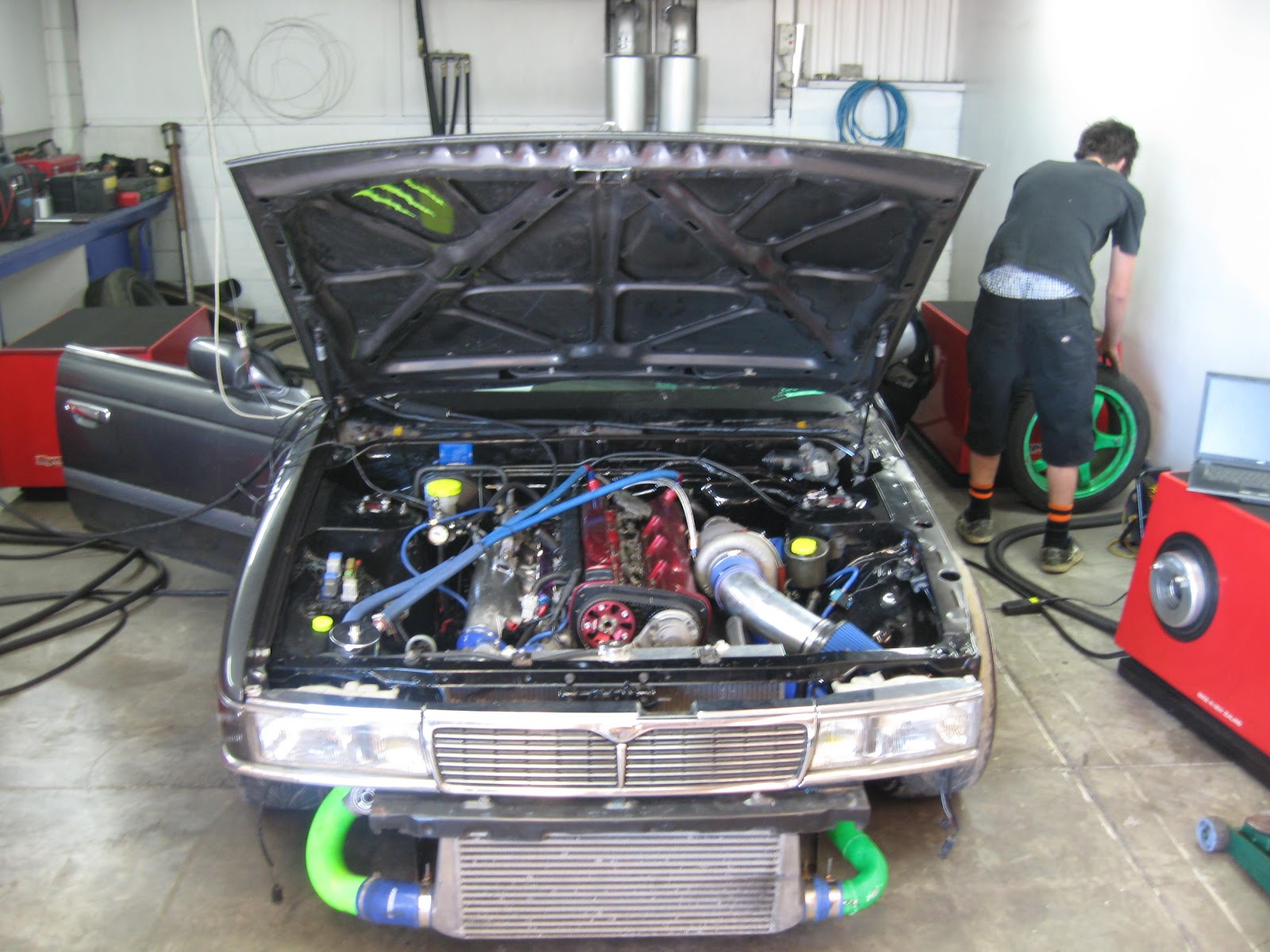 ST Hitec's Tuning Diary: C33 Laurel with RB26 Drift spec!!!!??