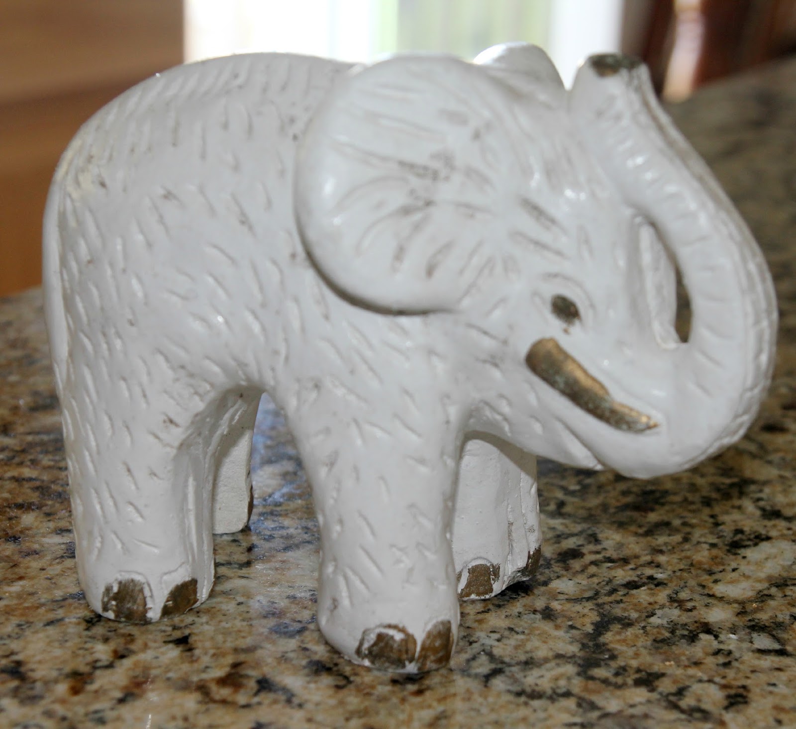 Drab to Fab Easy Knick Knack Makeover