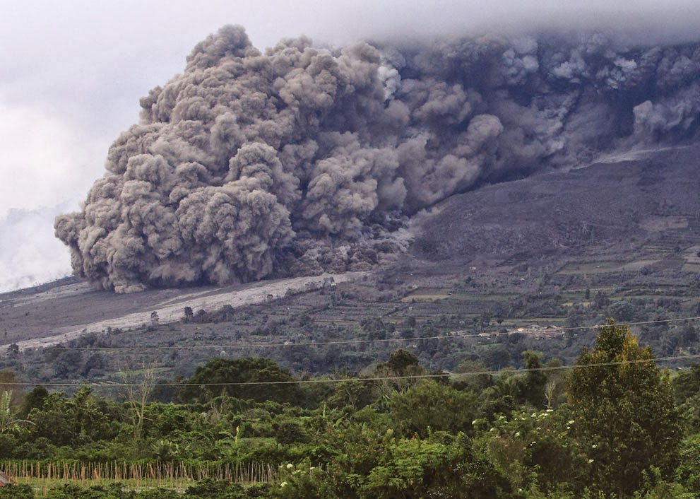 Letusan Gunung Sinabung Sumatra Utara