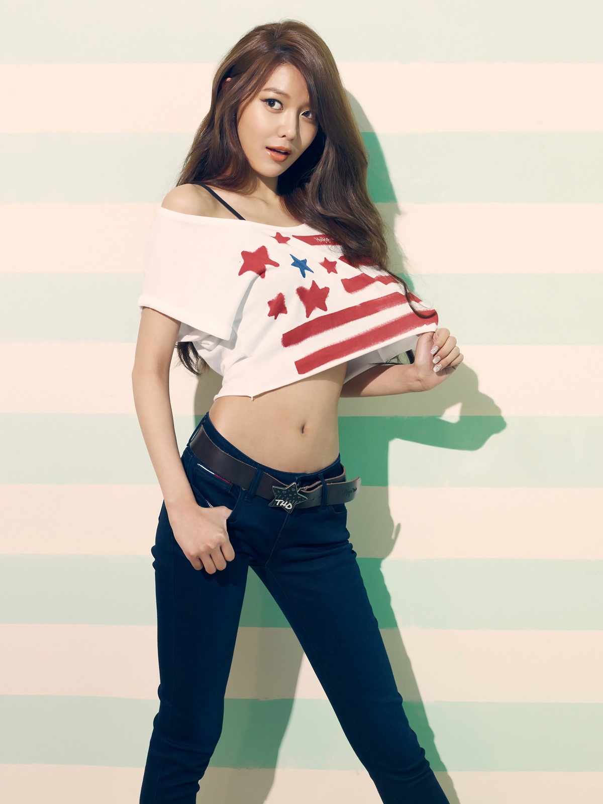 SNSD+Sooyoung+CeCi+March+2013.jpg