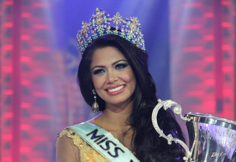 sashes-and-tiaras-miss-venezuela-world-2013-karen-soto-lugo-pics