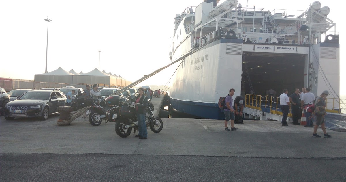 Ferry Bari a Bar
