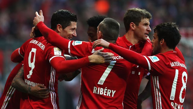 Bayern goleia e reassume a liderança da Bundesliga