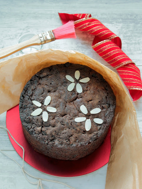 Easy Rich Christmas Cake, the perfect centrepiece for your festivities. Delia's Creole Cake. GoodFoodShared.blogspot.com