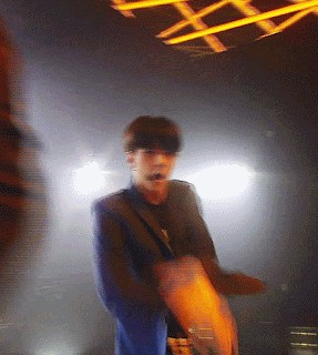 55032b5a8aab51a0d1f4b5673ddf0699.gif