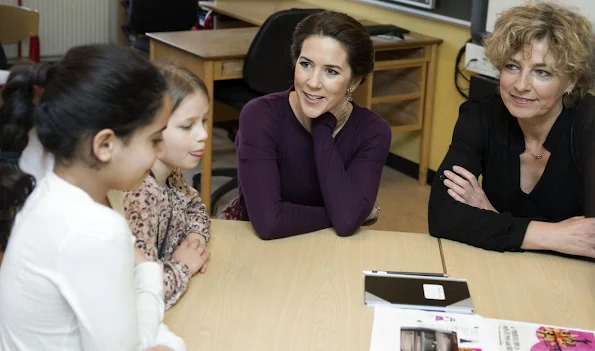 Crown Princess Mary of Denmark visited Slenderbro school in Copenhagen