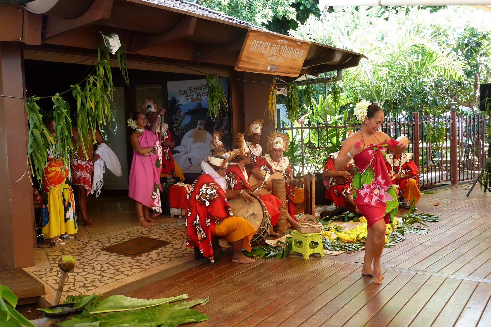 OUR "NOT QUITE ROUND THE WORLD" TRIP! EASTER ISLAND, PITCAIRN ISLAND AND TAHITI